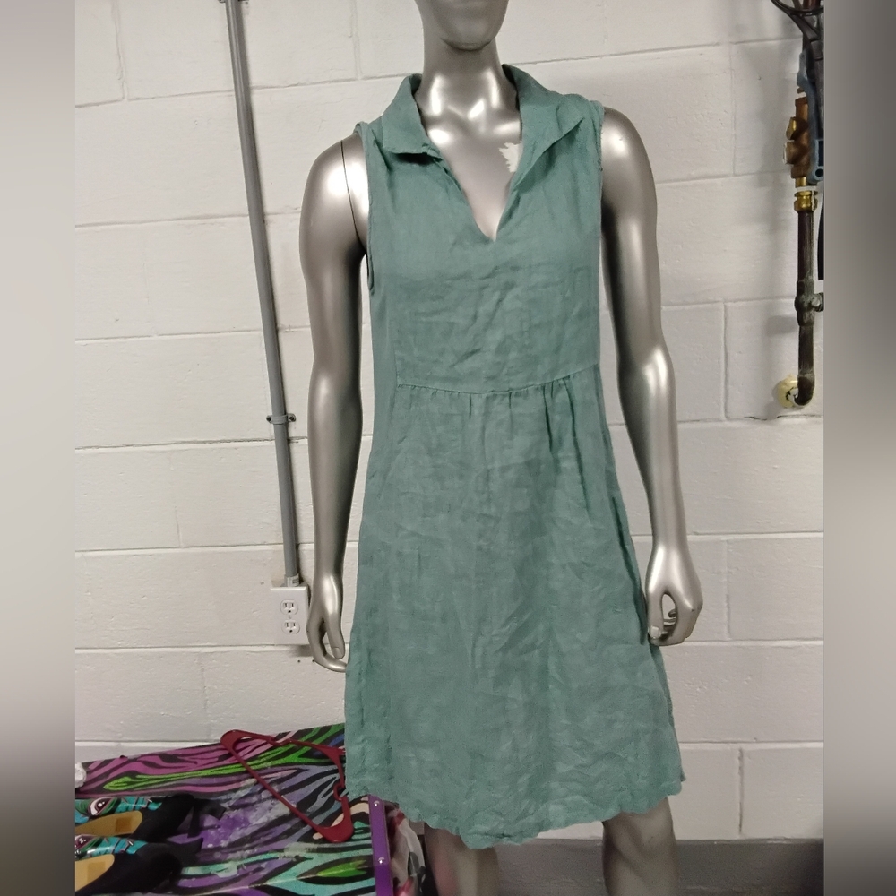 Sleeveless Green Dress